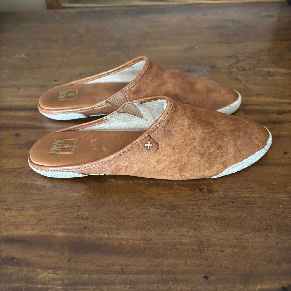 Frye Women's Brown Slip-On Mules